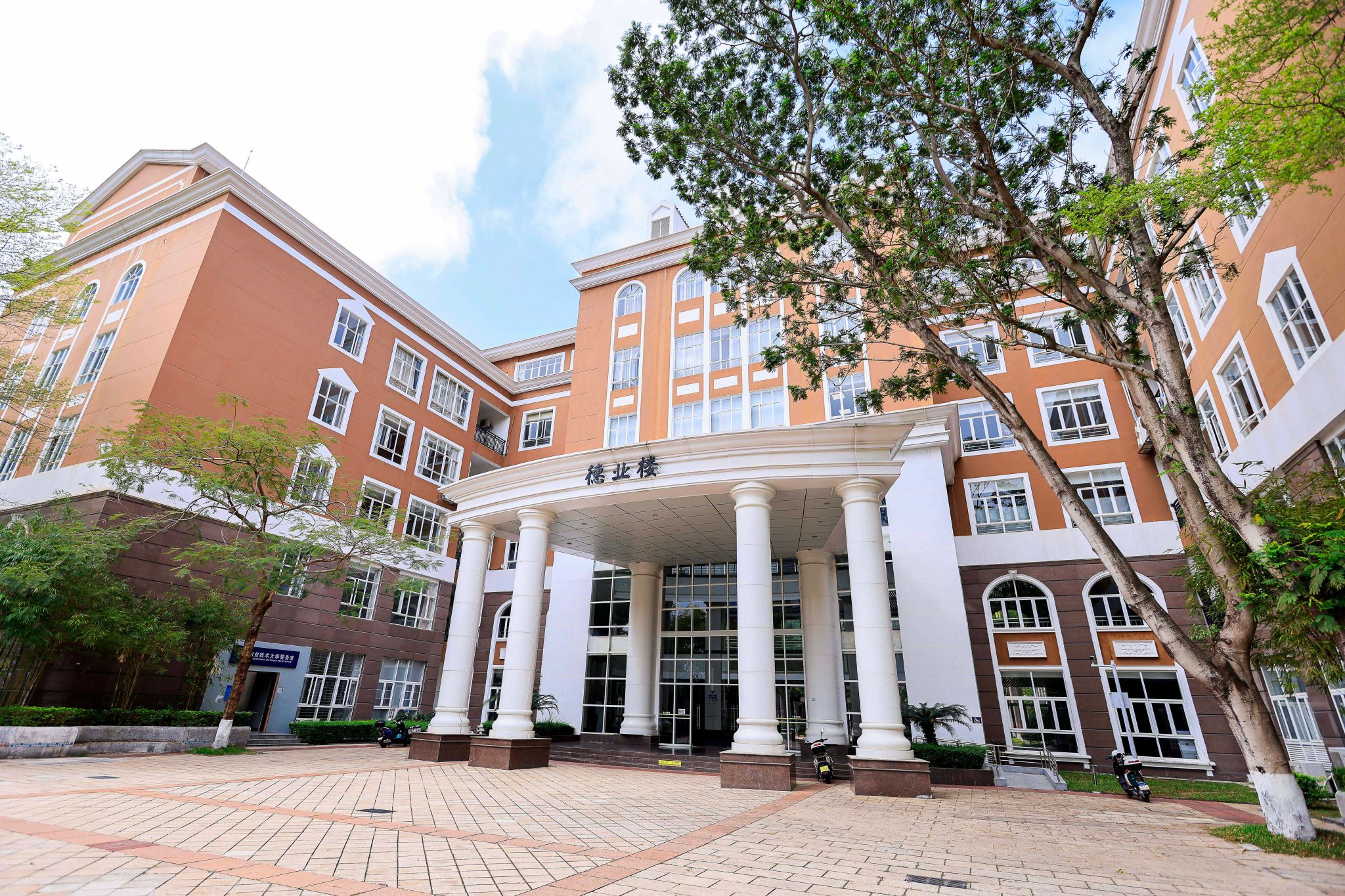 0E4D8CA06888DD0EA31FC3F99AD_3E408031_BF740