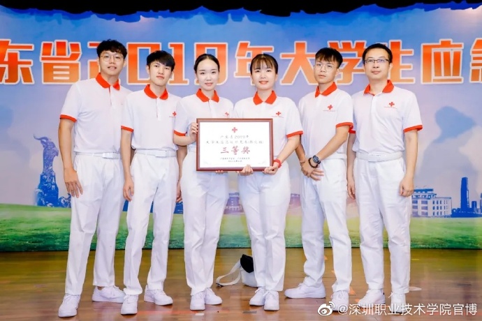 79095E0277D43ED735E29B7B1FA_CB9C3F1C_1AEA5