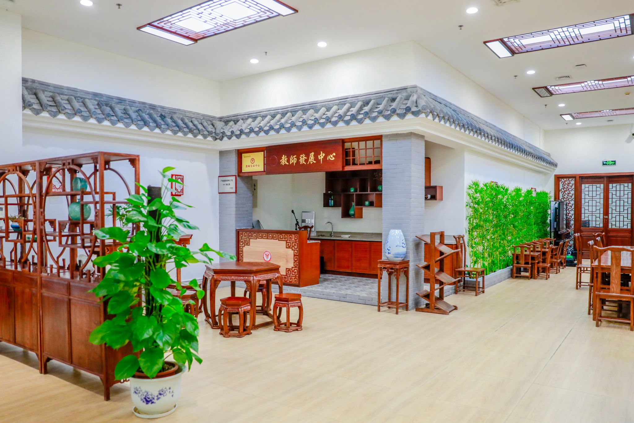 63AFDFCC05F9DFABD590C8D8494_9973D7F8_58683