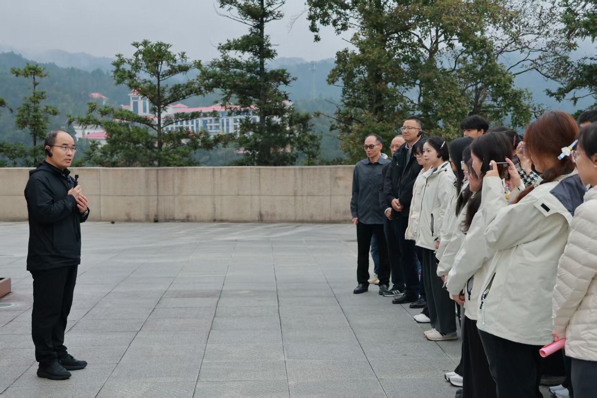 FB830668BBD1829AB6A8C37E068_B72858A5_4CA69