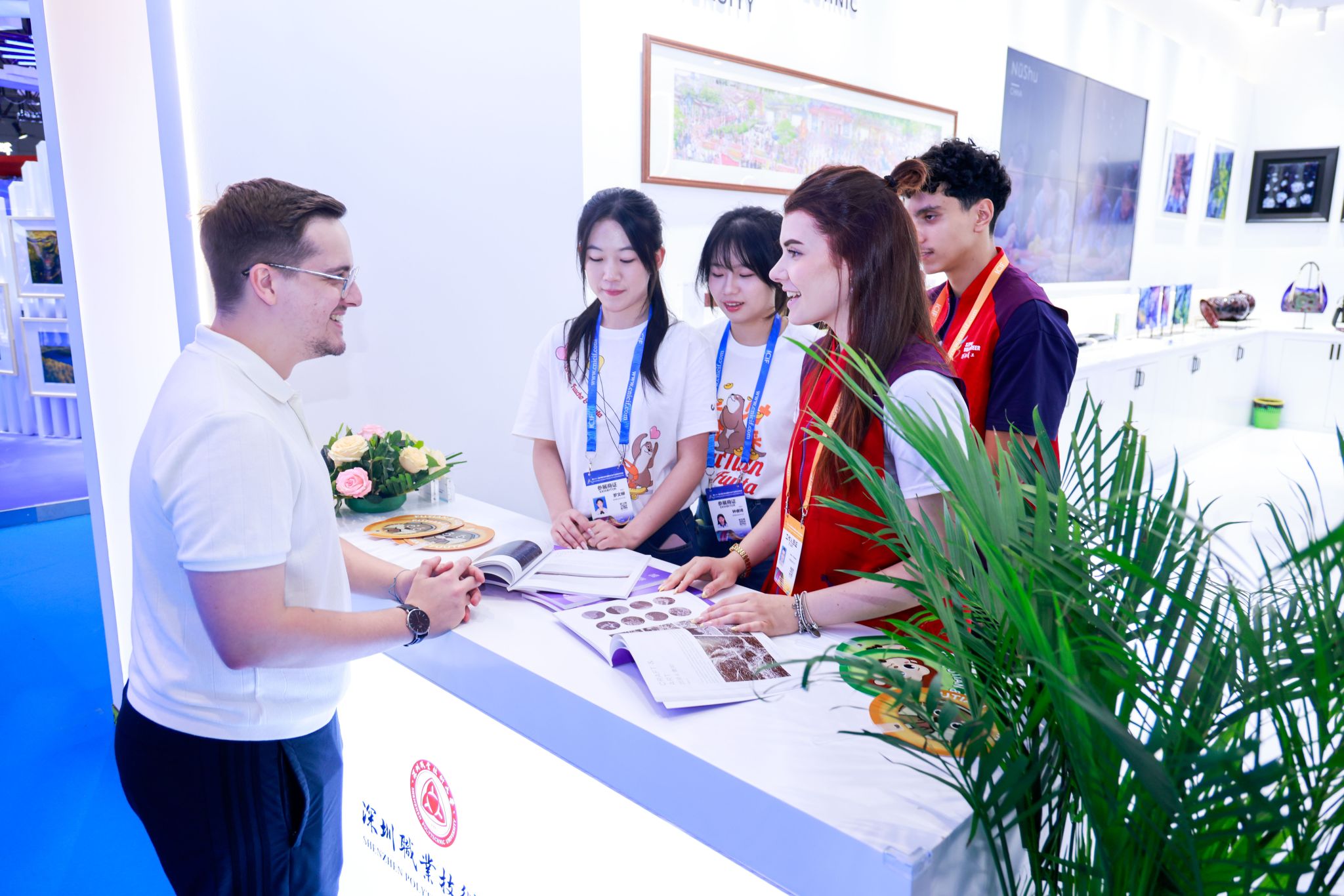 3D0EC892526B7E7B59FD88F7430_024ABA27_52243