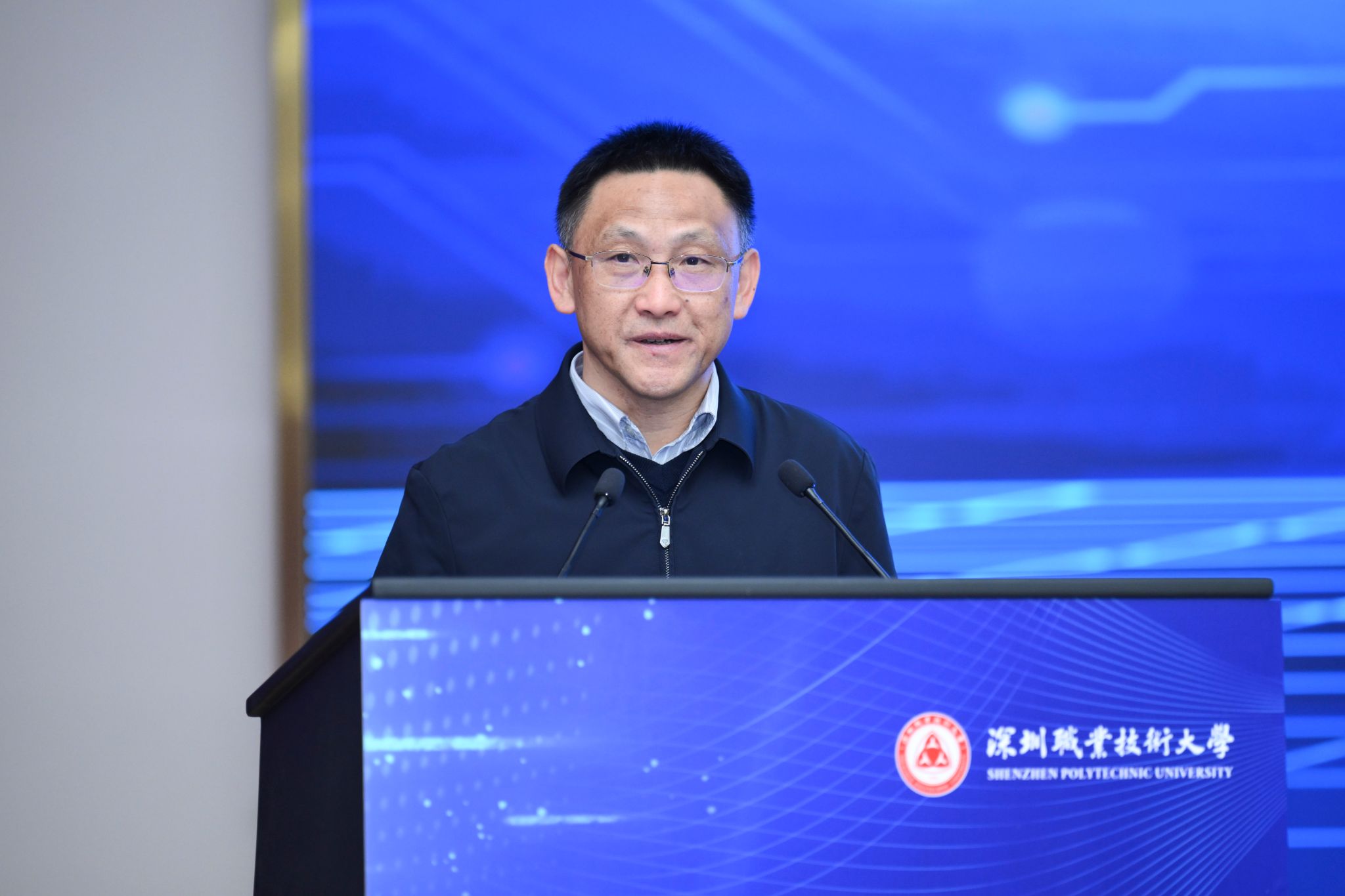 B1869003B96022A7BA94E7062EB_62FA88D7_28F81