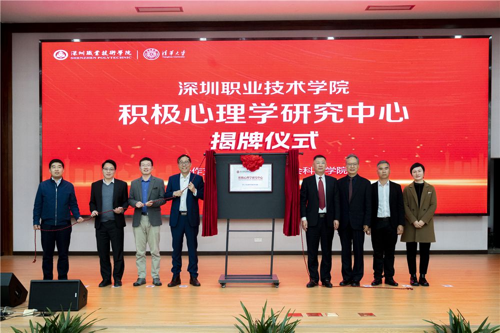 3E37677215FB5CC865A58E181E7_EB20473D_1E529