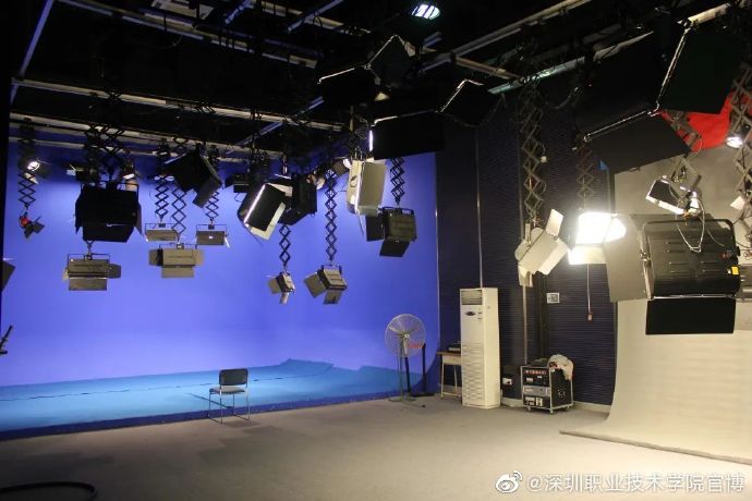 03E935B5D1B0742B7BF60D3EE53_2B4065EC_C4E6