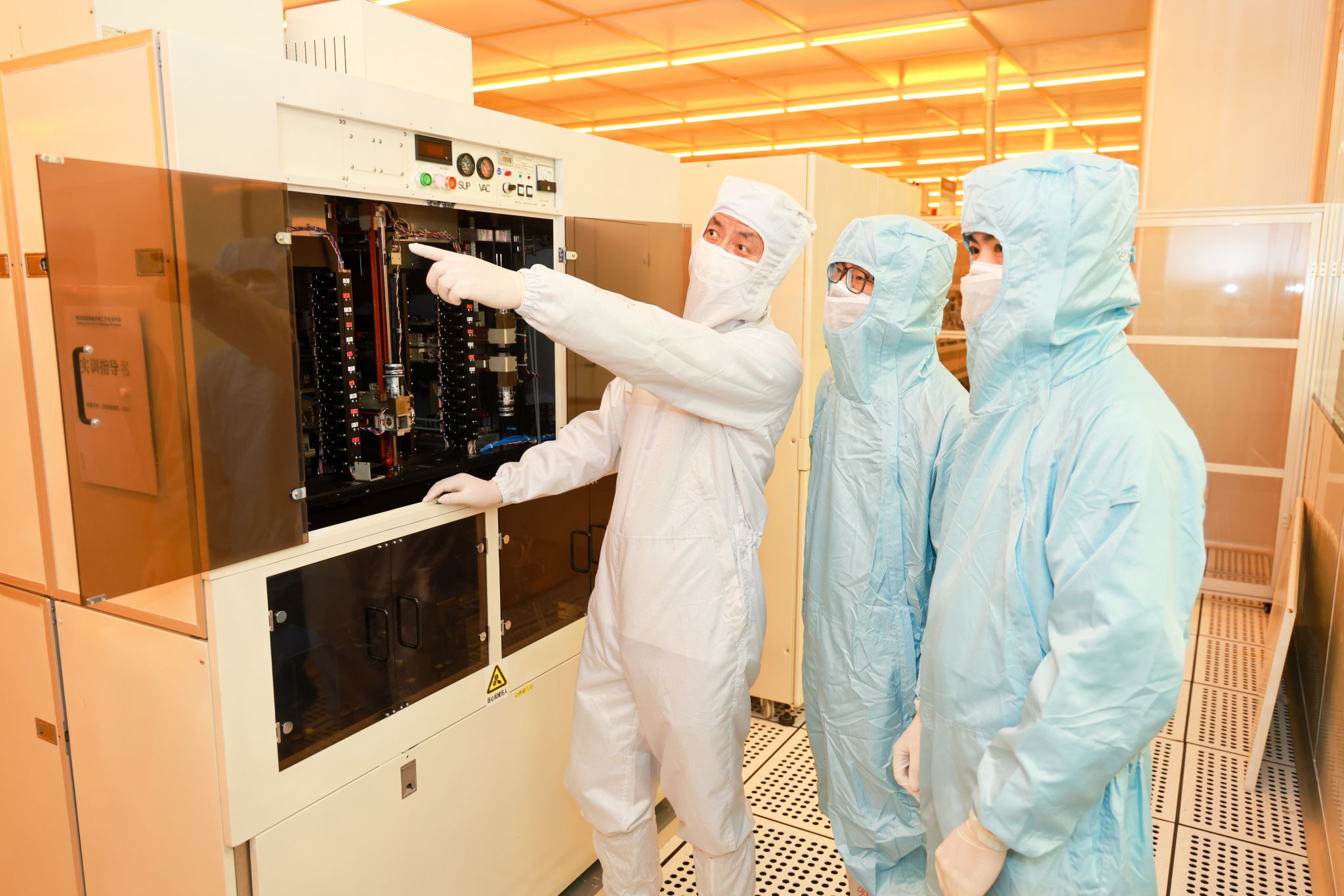 CA55A3C07719C429A3E66FA104E_1F3FB9D8_4E1C0