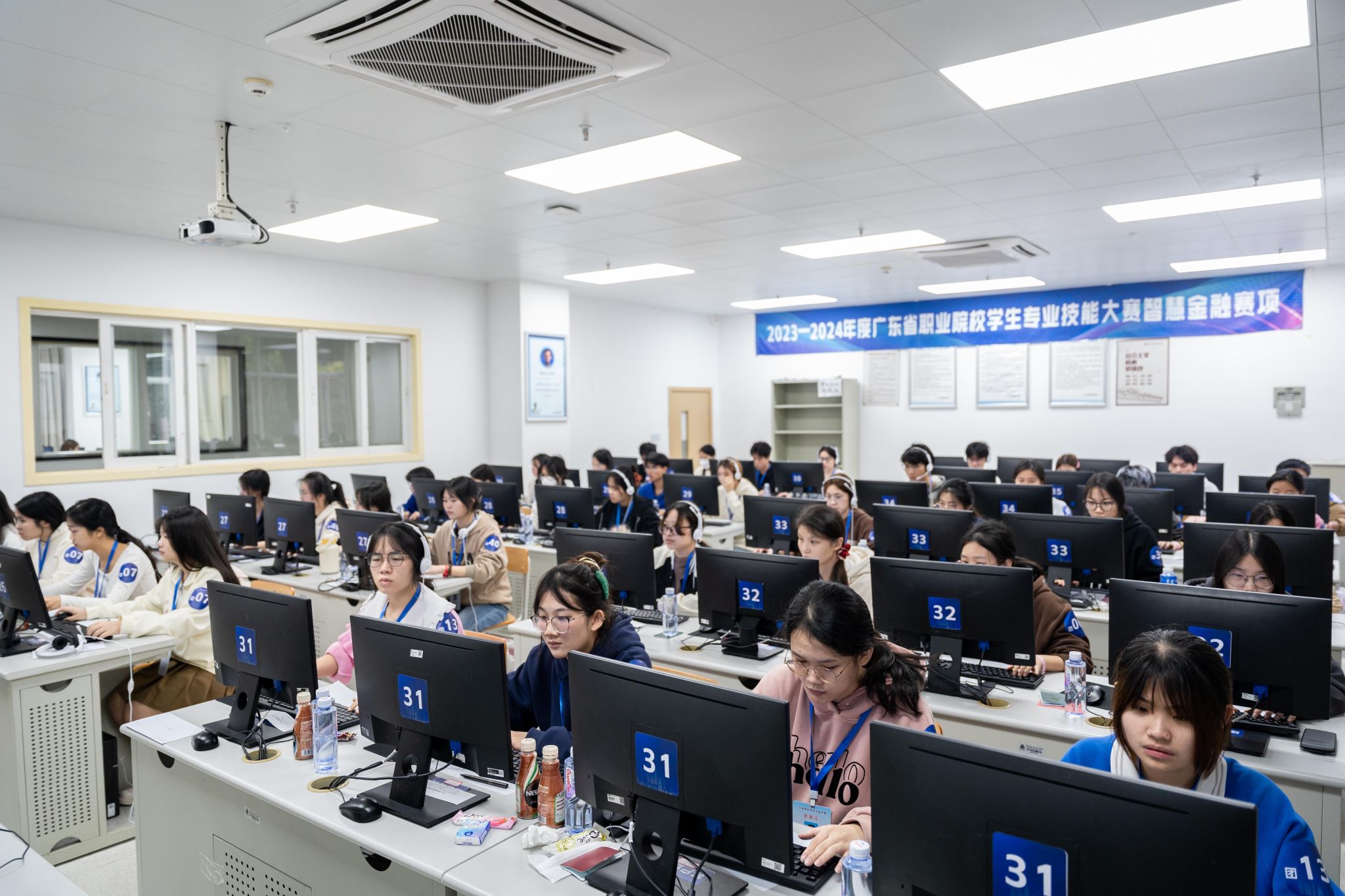 0B5ECA1C6B4838D63AC95CA0CA8_709B343B_4F1BF