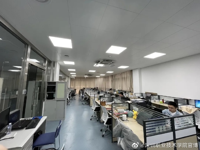 4E8CFF4E42240B8291514A677D1_CEDF1FB1_19FA3