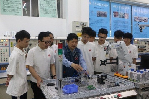 B6530F2BCDB2794BAD3BD78FA9A_FEB1AE04_EF4B