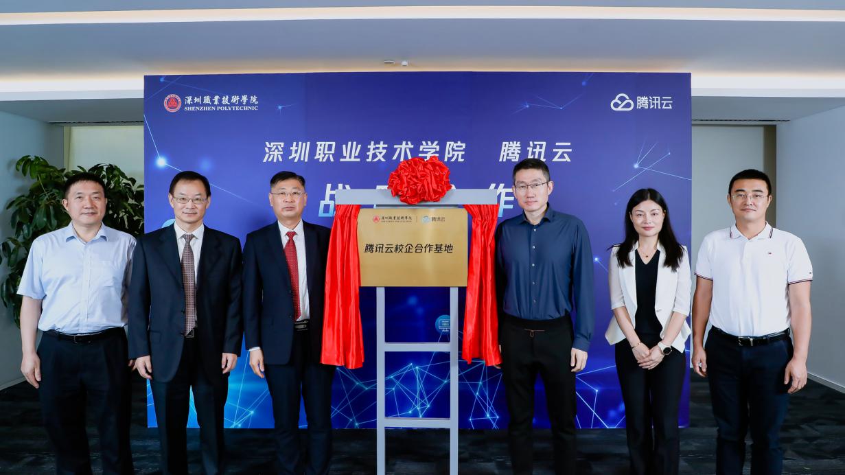 AAD8FE8506B5335214A992BA26F_419240E2_18AB8