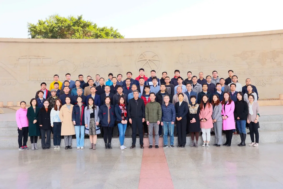 EF4294AE3275BFFA36EAE2C1809_03DB4A47_6EABD