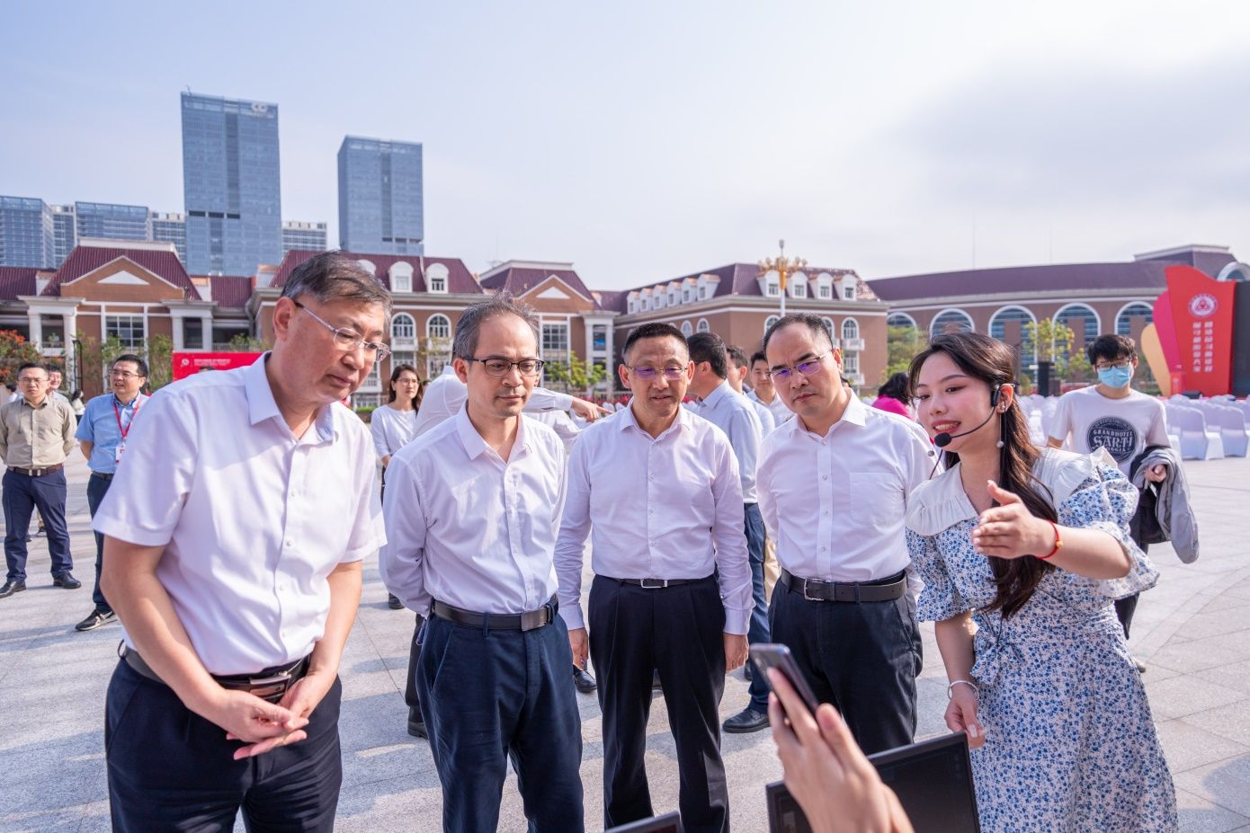 251A9BE285FAF4868F02E4F65AC_8A7137B0_30561