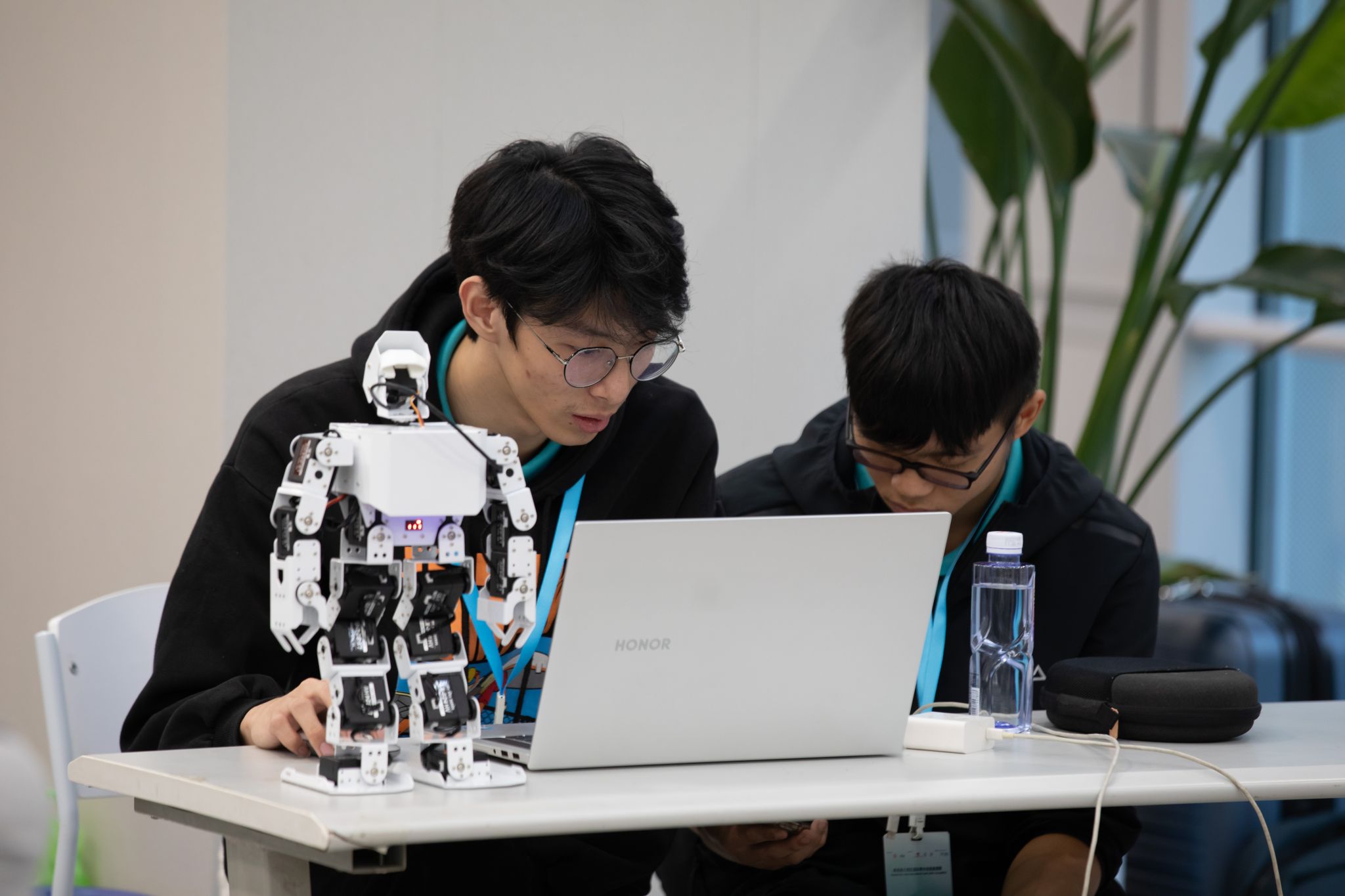 EA5DD064FAB72DBA59855AEAD6A_B74C6607_2F491 Â齫ºúÁË2(ÖйúÓÎ)¹Ù·½ÍøÕ¾ - IOS/°²×¿Í¨Óðæ/ÊÖ»úAPPÏÂÔØ