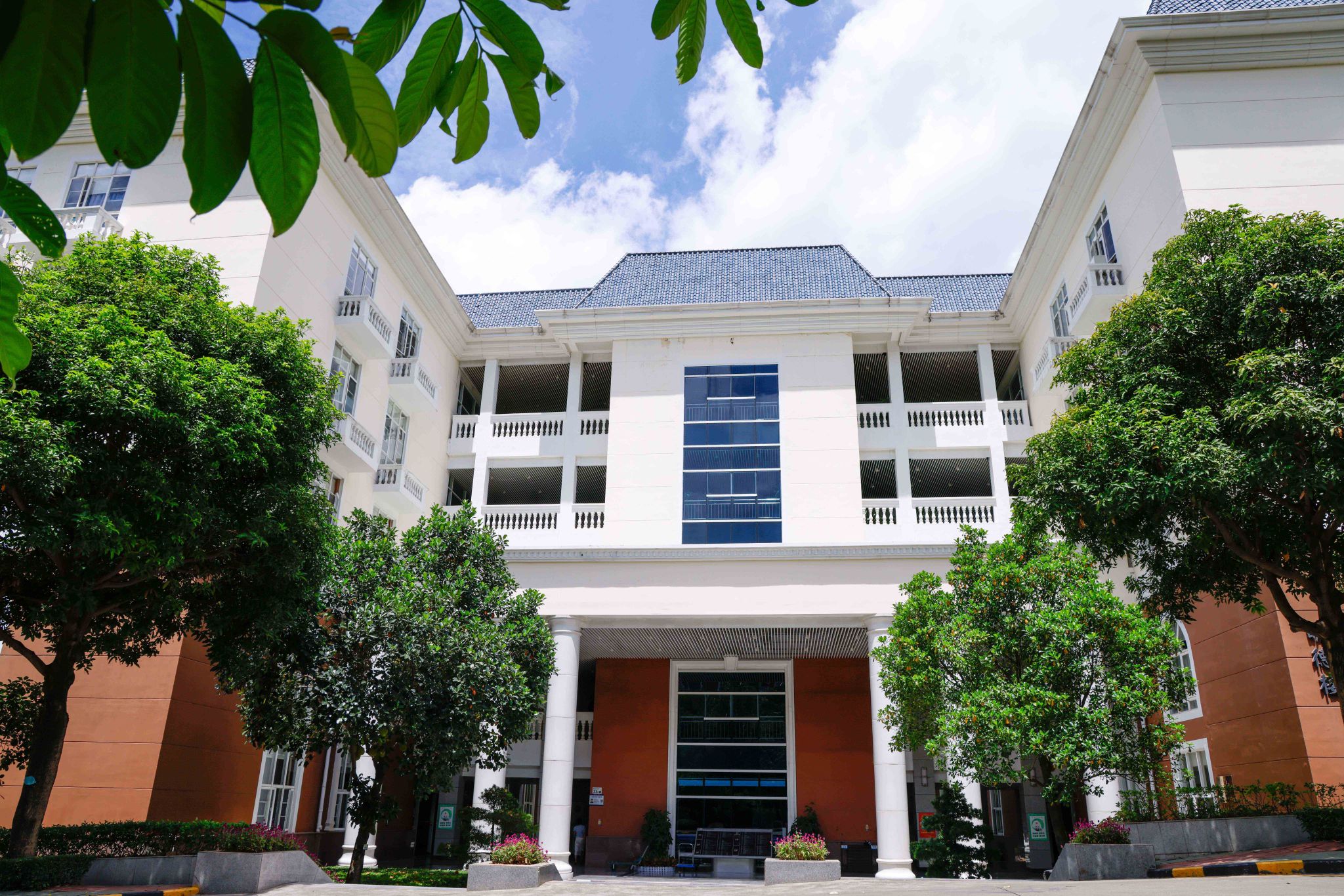 D5CF2A60E057B03C937EAF97F74_151416CA_9DBB2