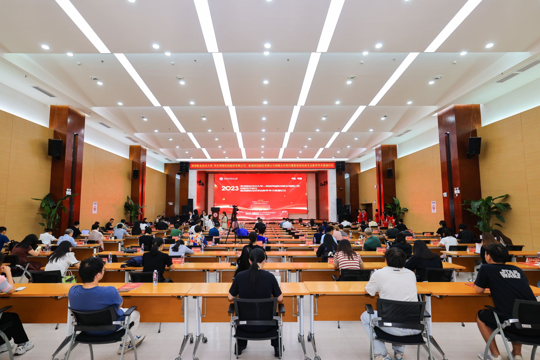 979DE23FA0A7994AA3E33D05EF4_1098D370_5E676