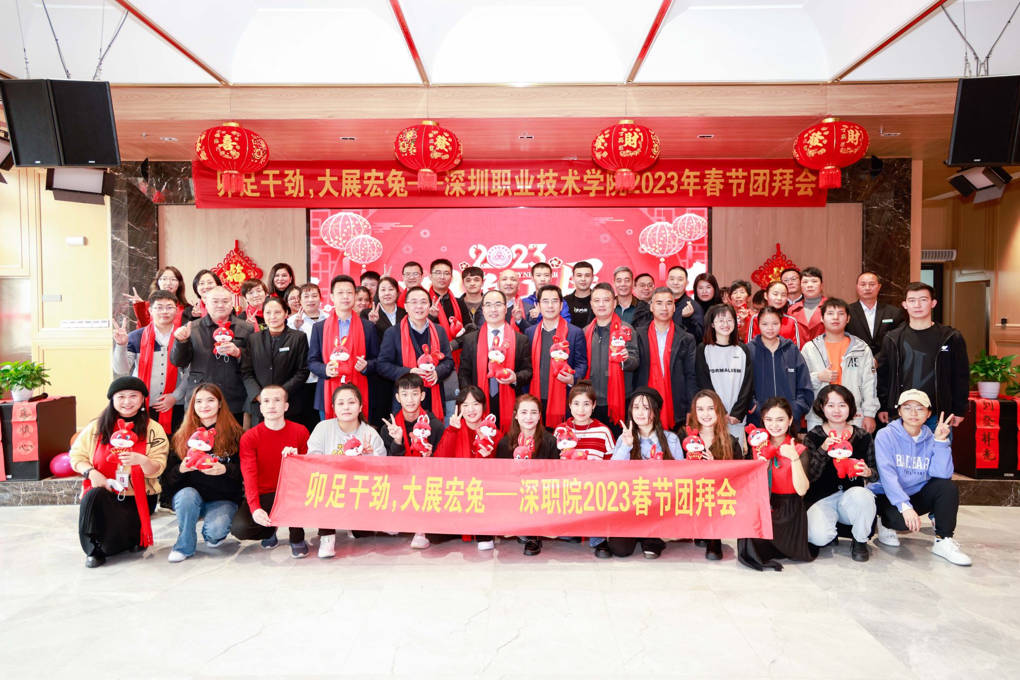 17CAA7A402F1CABB9D76D09EE5D_55A93D21_6DEA3