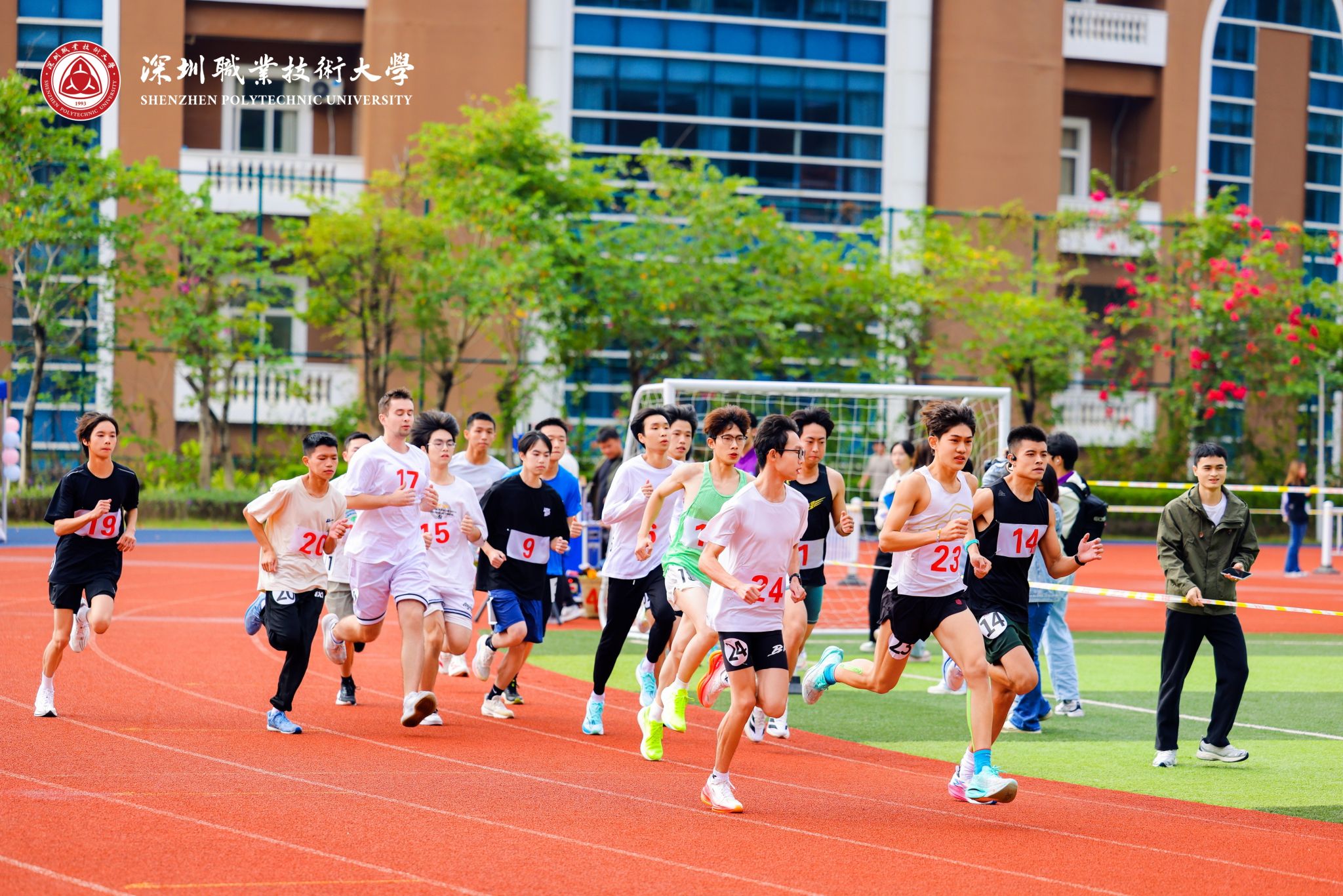 1444DC250A9EBB33B73E4371918_B29F01F5_78C3C