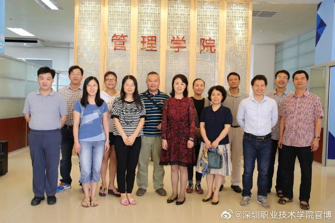 0690DBD3E027C5BF71A9768A936_D4C8B832_102DC