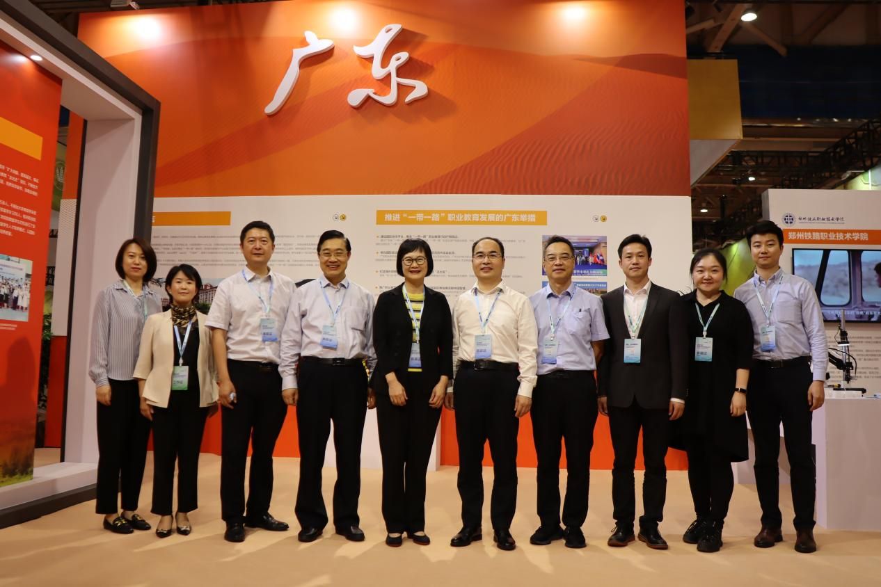 31F41372560CBC41BBD8A21205C_9C1A578C_1F897