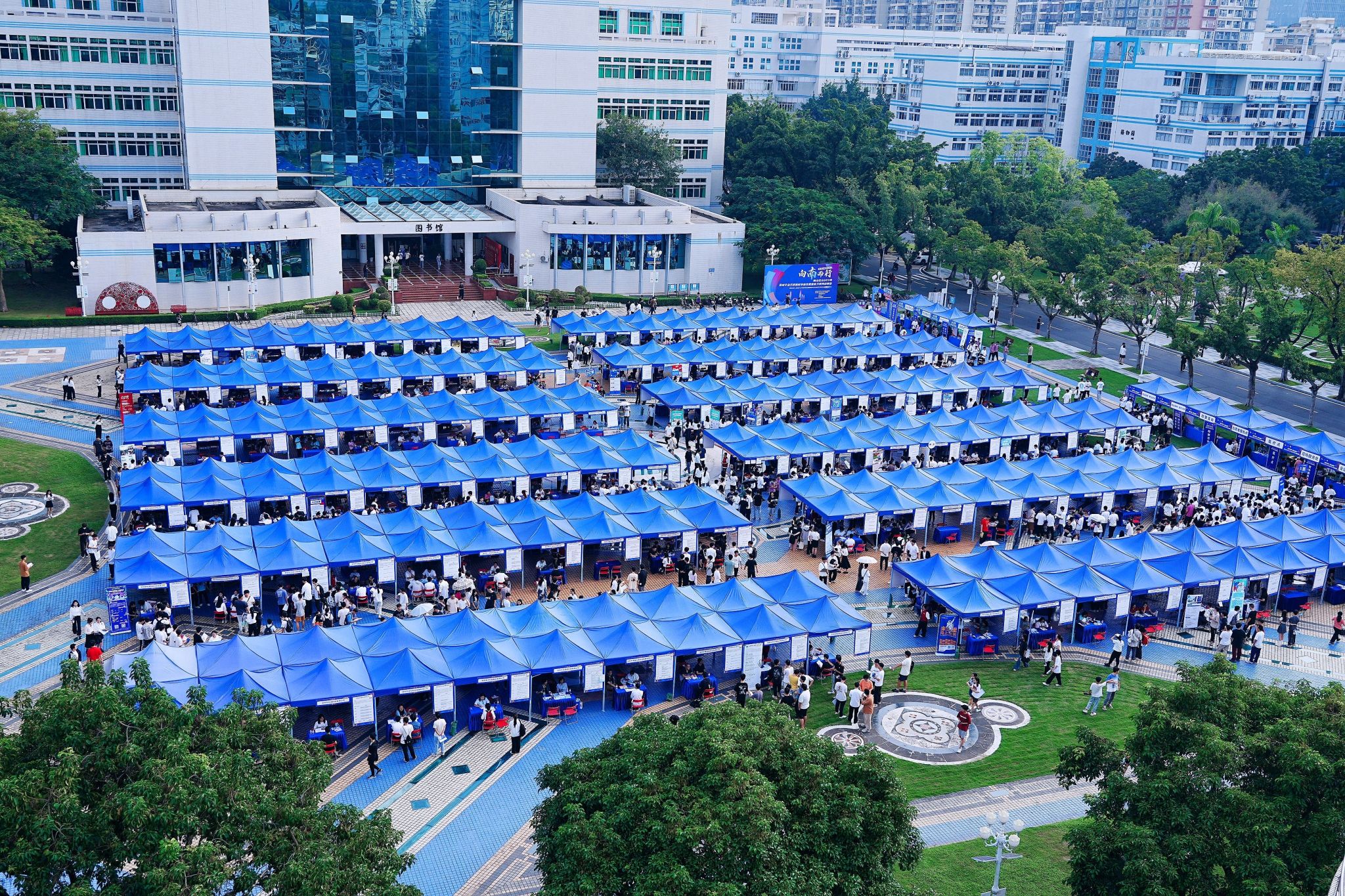 67775AA2355441F8E48AB43A1C0_769B9300_FF04A 67775AA2355441F8E48AB43A1C0_769B9300_FF04A